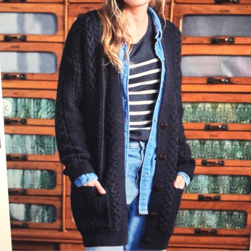 Celtic & Co. Navy Cable Boyfriend Cardi Cardigan Size Small Oversized